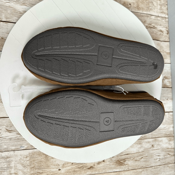 Cat & Jack Kids Slippers Size 4 - Picture 5 of 5